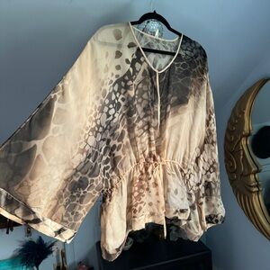 Robert Cavalli Women's Silk Cropped Animal Print Short Sleeve Cropped Blouse